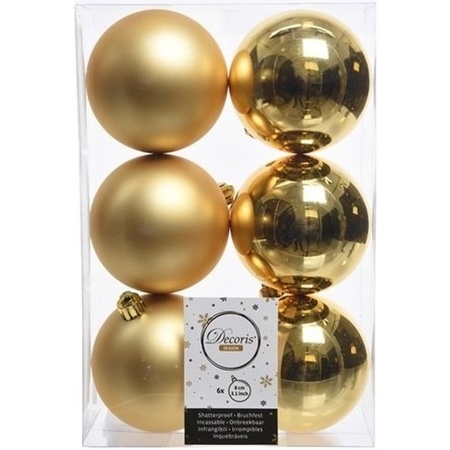 18x Gold Christmas baubles 8 cm plastic matte/shiny