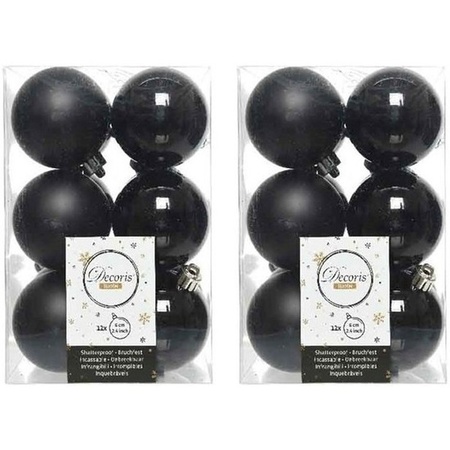24x Kunststof kerstballen glanzend/mat zwart 6 cm kerstboom versiering/decoratie