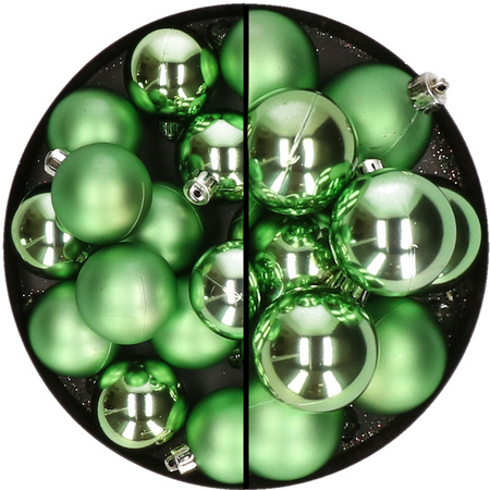 28x stuks kunststof kerstballen groen 4 en 6 cm