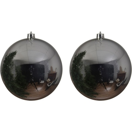 2x Grote raam/deur/kerstboom decoratie zilveren kerstballen 14 cm glans
