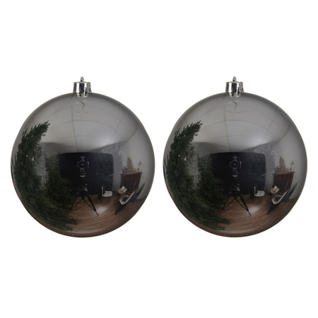 2x Grote raam/deur/kerstboom decoratie zilveren kerstballen 25 cm glans