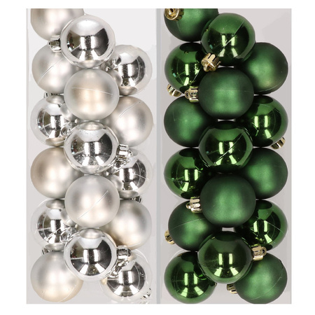 32x Christmas baubles mix silver and dark green 4 cm plastic matte/shiny