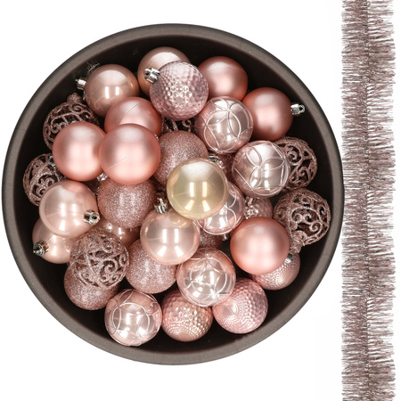 37x stuks kunststof kerstballen 6 cm met 2x stuks slingers lichtroze