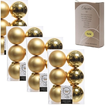 48x Gold Christmas baubles 8 cm plastic with hooks