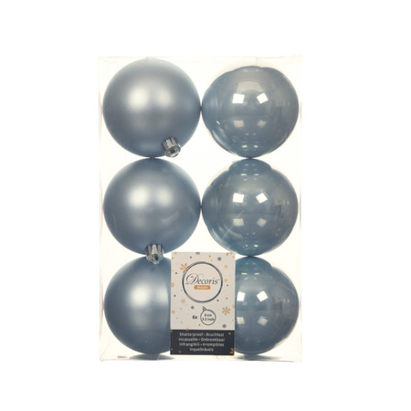 18x stuks kunststof kerstballen lichtblauw 6 en 8 cm