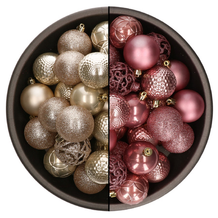 74x stuks kunststof kerstballen mix van champagne en velvet roze 6 cm
