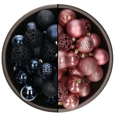 74x stuks kunststof kerstballen mix van donkerblauw en velvet roze 6 cm