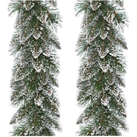 Set van 2x stuks kerst dennenslinger guirlandes groen met sneeuw 30 x 270 cm